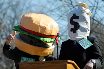 FastFoodGlobal: Thousands of workers to stage a strike in 150 US cities, 32 other countries