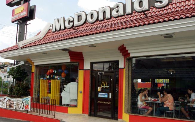 Vitória dos trabalhadores: cobertura completa da proibição de menores em atividades insalubres no McDonald’s