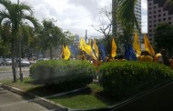 SALVADOR - Funcionários da McDonald's fazem protesto na unidade da avenida ACM