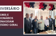 Diretores e funcionários celebram aniversário do secretário-geral Valdir